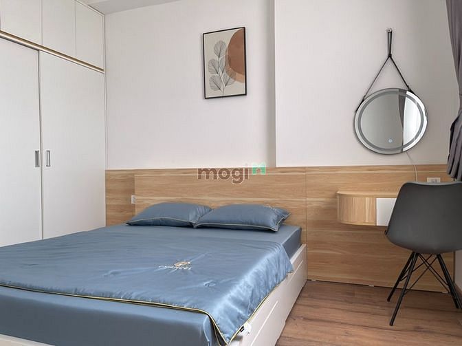 Hình ảnh Nhà mới, nội thất đơn giản, sang trọng