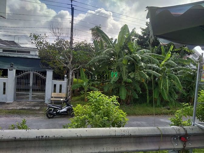Hình ảnh Bán đất mặt tiền QL1A, cách cầu Mỹ Thuận 300m