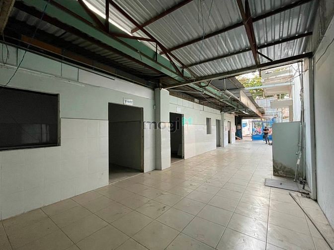 Hình ảnh Cho thuê nhà mặt tiền đường trần não quận 2