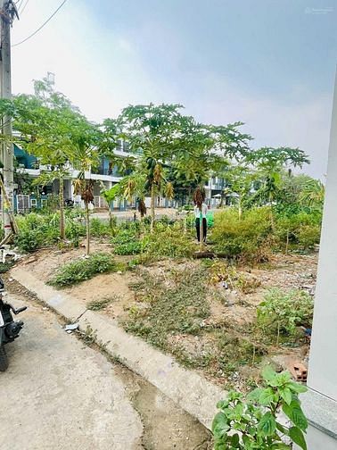 Hình ảnh Chính chủ bán đất hẻm xe hơi TP Thủ Đức