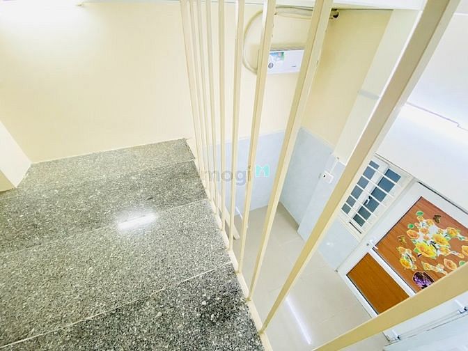 Hình ảnh Duplex cho thuê gác cao không đụng đầu gần Âu Cơ