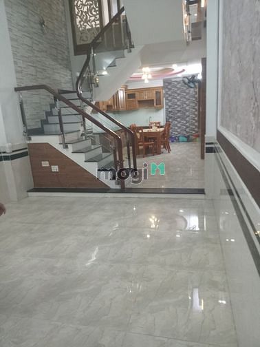 Hình ảnh Cho thuê nhà mới khu đồng bộ Hoàng Bật Đạt P.15 Tân Bình có nội thất