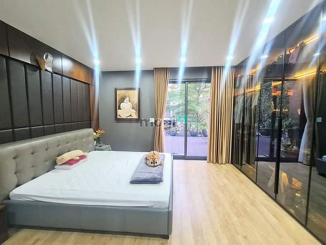 Hình ảnh Bán nhà phố văn cao, 79m2, thiết kế sang trọng, thang máy c, ở sướng,
