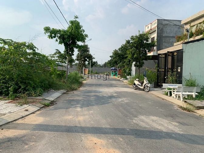 Hình ảnh Bán đất nền tại Hà Huy Giáp Quận 12 chỉ còn 2 tỷ2/100m2,sổ hồng riêng