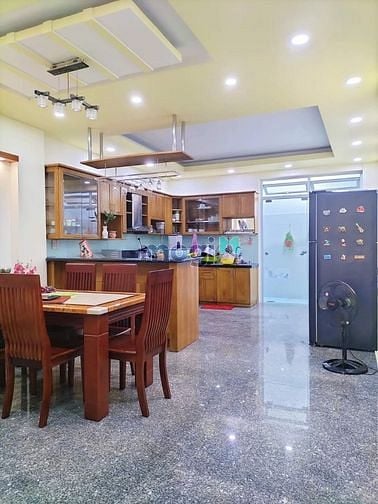 Hình ảnh Hẻm Xe Hơi, 98m2, 4 Tầng, Ngô Thị Thu Minh, Phường 2, Tân Bình