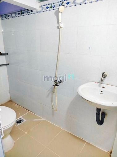 Hình ảnh Phòng Gác lửng Quận tân bình, thang máy bảo vệ giờ giấc tự do