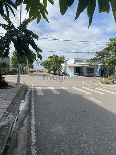 Hình ảnh Chỉ còn DUY NHẤT 1 lô đất đẹp 2ty4/90m2 ngay dự án Đ.Trần Não, Quận 2