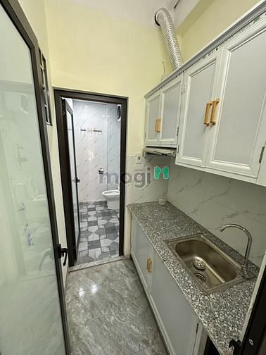 Hình ảnh Căn Hộ Full Đồ Thang Máy Giá Tốt Ở Tại Khu Phố VIP