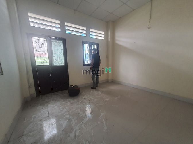 Hình ảnh 7tr/tháng: Hẻm 772/5 Đoàn Văn Bơ, 1 lầu, 2PN, 2wc, nhà mới