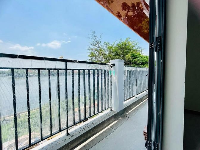 Hình ảnh Khai Trương Tưng Bừng CHDV Ban Công View Sông Full NT Ngay Văn Lang