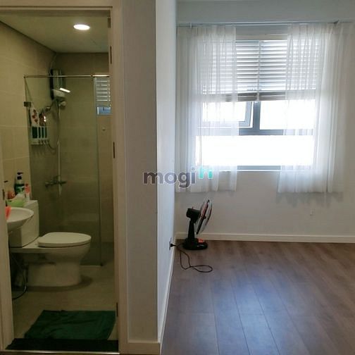 Hình ảnh Cho thuê căn góc 3PN, 94m2, có rèm, giá 8tr5/th