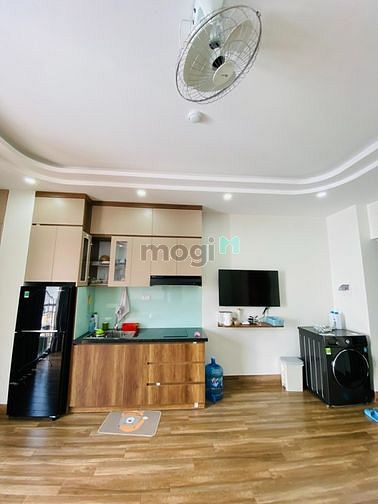Hình ảnh CHDV Cao Cấp mặt phố Cự Lộc *FULL ĐỒ CAO CẤP-THANG MÁY-Ô TÔ ĐỖ CỬA*
