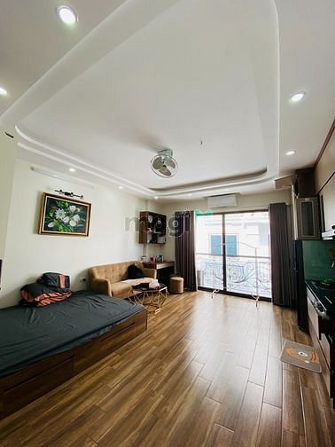 Hình ảnh CHDV Cao Cấp mặt phố Cự Lộc *FULL ĐỒ CAO CẤP-THANG MÁY-Ô TÔ ĐỖ CỬA*