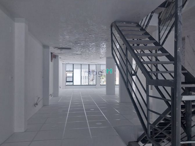 Hình ảnh Mặt Tiền Đông Sơn 10x25 hầm trệt 4L sân thượng