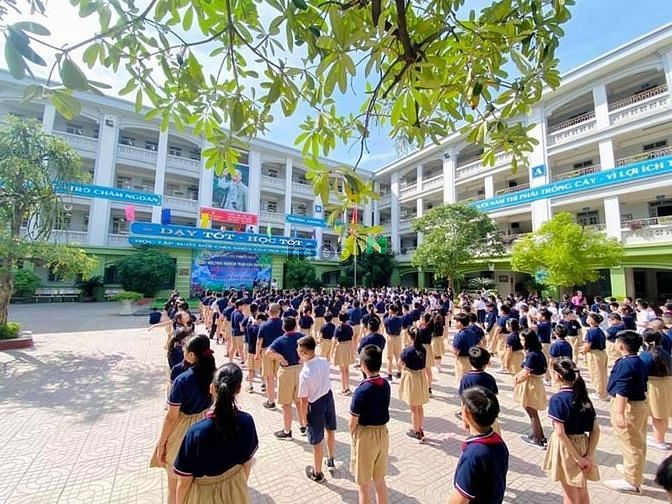 Hình ảnh Định cư nước ngoài bán gấp mảnh đất 150m2 viewsông
