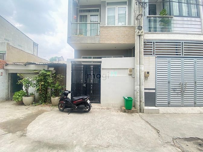 Hình ảnh Bán đất thổ cư Trường Thọ - Thủ Đức - 51M2 - Hẻm Xe Tải