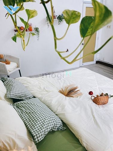 Hình ảnh CĂN HỘ 2 Phòng ngủ BAN CÔNG thoáng FULL nội thất gần cầu Khánh Hội