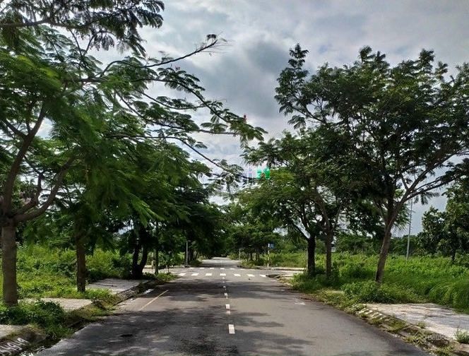 Hình ảnh Mở bán lại 100m2/2ty2 lô đất đẹp còn sót lại Nguyễn Văn Kỉnh,Quận 2