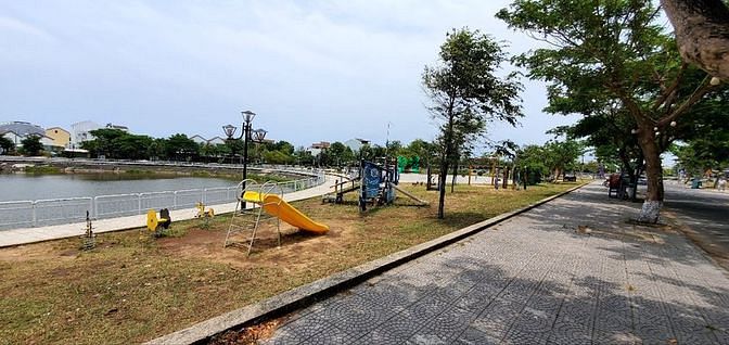 Hình ảnh Lo Dat 3 mat tien Xay Khach San Hoi An Da Co Giay Phep Xay Dung 5 Sao