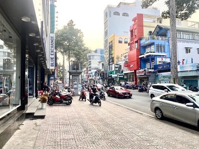 Hình ảnh Cho thuê Mặt tiền khủng Đường 3/2, Phường 8,  Quận 10