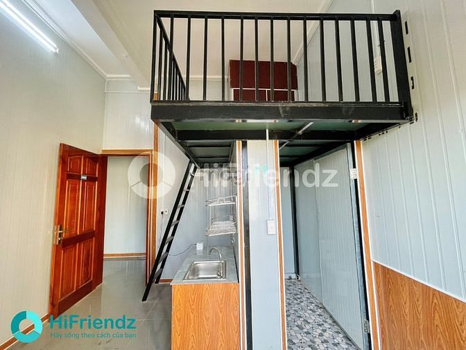 Hình ảnh Phòng gác cao có bancol gần chợ Phạm Văn Hai