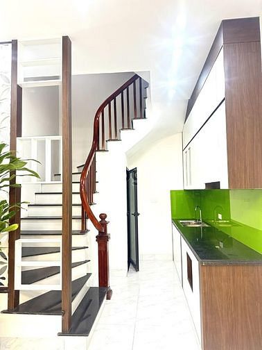 Hình ảnh Cần bán gấp nhà 5 tầng đẹp Mậu Lương Hà Đông , mặt ngõ thông ô tô qua