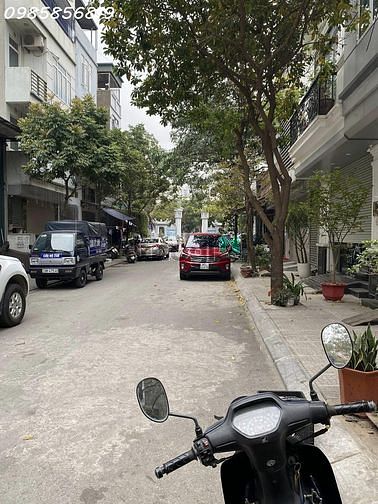 Hình ảnh Siêu đỉnh, bán đất dịch vụ kđt văn phú 50m, mt 5m 8.5 tỷ, vỉa hè,