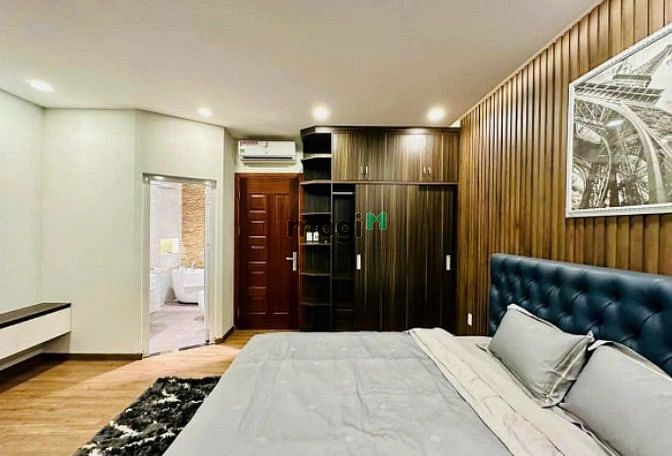Hình ảnh HXH Lam Sơn, Tân Bình, 135m2, 4PN, nội thất cao cấp, chỉ 7.5 tỷ(TL)