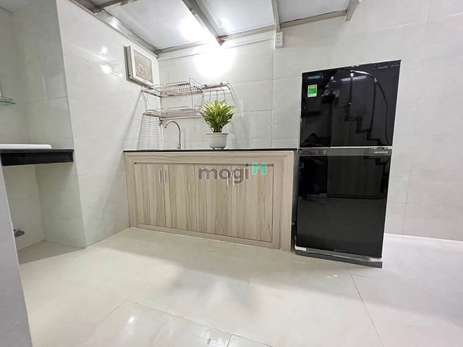 Hình ảnh Cho Thuê Studio Ngay Trường Y Phạm Ngọc Thạch