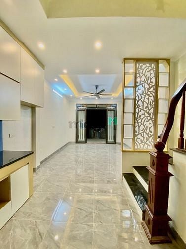 Hình ảnh Chỉ 2,15 tỷ có nhà mới xây 5 tầng cách Mỹ Đình 7km, sổ vuông, ngõ rộng