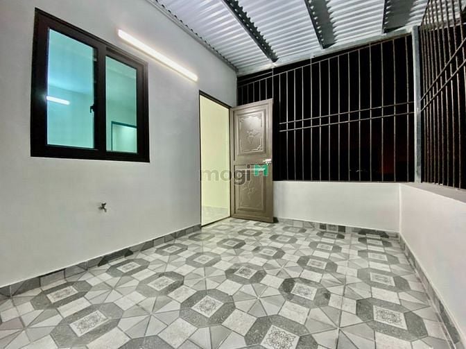 Hình ảnh Chỉ 2,15 tỷ có nhà mới xây 5 tầng cách Mỹ Đình 7km, sổ vuông, ngõ rộng