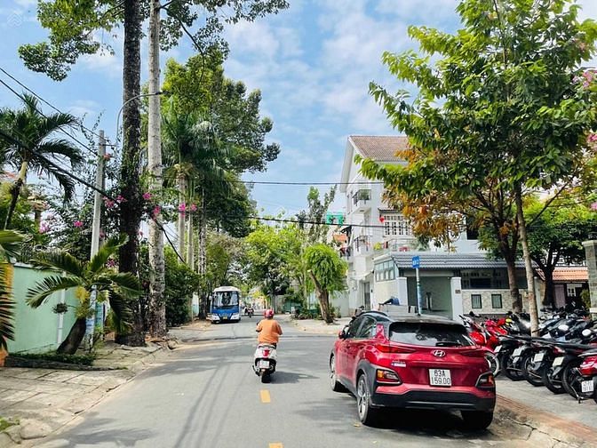 Hình ảnh Mở bán đất cực hiếm 100m2, đường Tú Xương, Hiệp Phú . Q9 giá 2tỷ