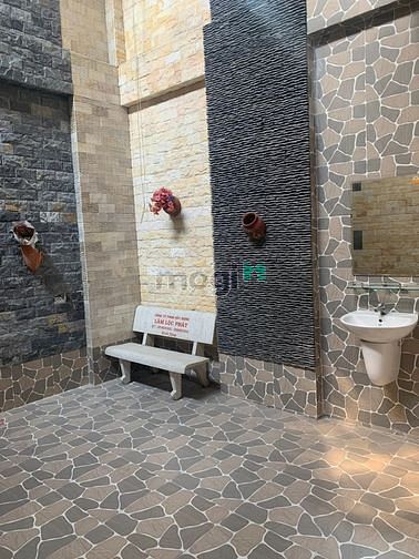 Hình ảnh Mặt Tiền Hoàng Hoa Thám khu quân đội