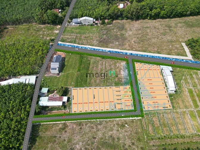 Hình ảnh Cần bán Lô đất gần KCN Thạnh Đức Full thổ cư 5x27m (890tr)