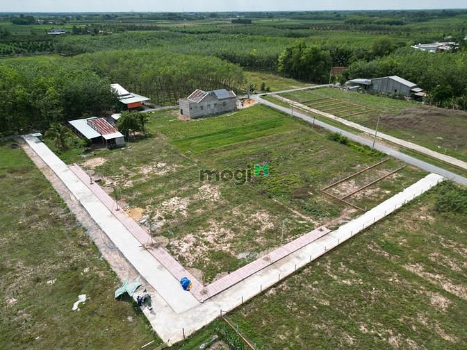Hình ảnh Cần bán Lô đất gần KCN Thạnh Đức Full thổ cư 5x27m (890tr)