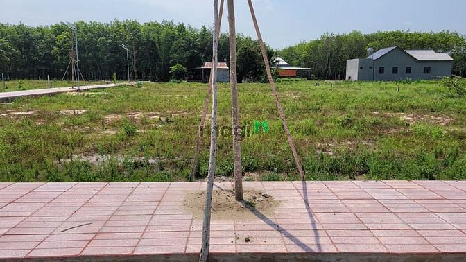 Hình ảnh Cần bán Lô đất gần KCN Thạnh Đức Full thổ cư 5x27m (890tr)