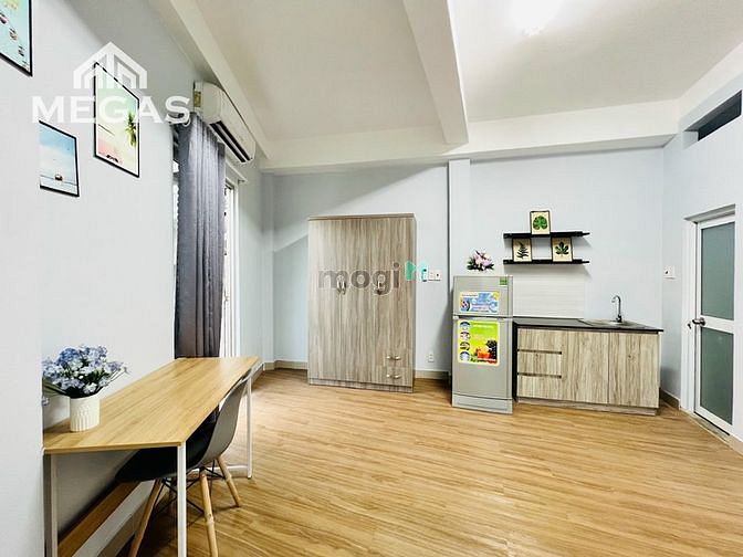 Hình ảnh Cho thuê CHDV gần tuyến đường lớn Phạm Văn Đồng