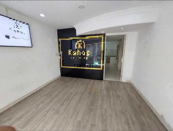 Hình ảnh Cho thuê Hẻm Xe Tải Nguyễn Gia Trí (D2) P25, Bình Thạnh.