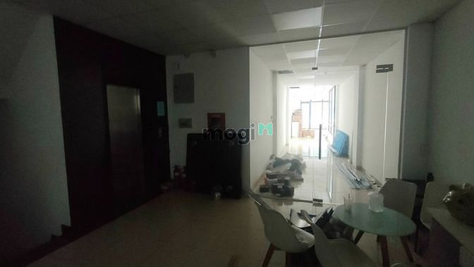 Hình ảnh Cho thuê MT Ngô Gia Tự - Hầm 7 Tầng có thang máy KD tự do