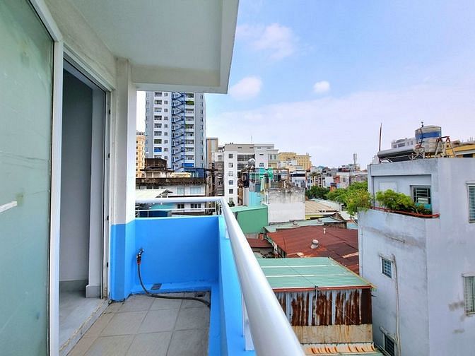 Hình ảnh Cho Thuê Căn Hộ Full NT Gần Vòng Xoay Dân Chủ