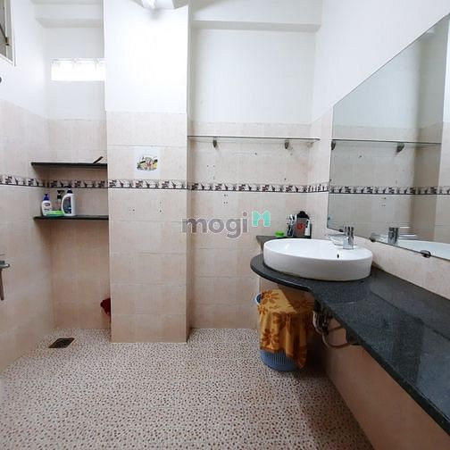 Hình ảnh Cho thuê phòng 30m2 mặt tiền Nguyễn Văn Đậu. Cọc 1th