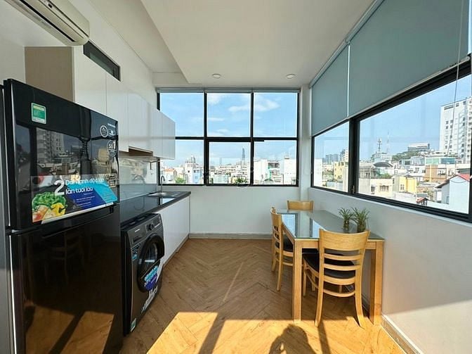 Hình ảnh Căn Penthouse có ban công full nội thất