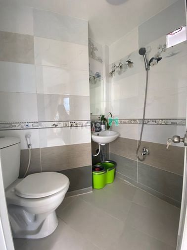 Hình ảnh Cho thuê nhà mới 100% - full nội thất - Hẻm thông Lê Quang Định góc 2