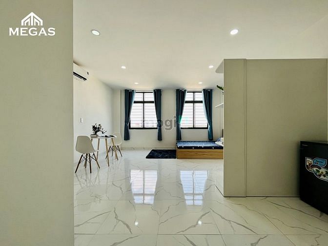 Hình ảnh Khai trương CHDV tại Lakeview An Phú,Bancol cửa sổ thoáng mát mới 100%