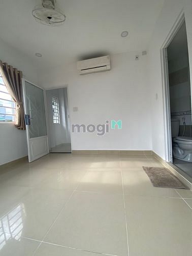 Hình ảnh Cho thuê nhà mới 100% - full nội thất - Hẻm thông Lê Quang Định góc 2
