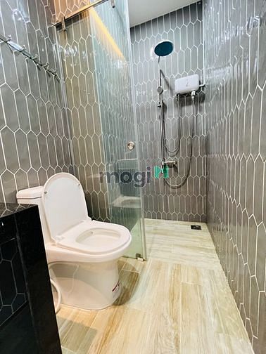 Hình ảnh Cho thuê Trang Chủ MB66.COM / Đăng Ký Tặng 66K 1PN Cửa sổ cực lớn Đ.Ung Văn Khiêm, Q.Bình Thạnh