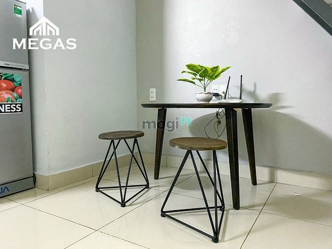 Hình ảnh Cho thuê phòng trọ cao cấp có gác ngay Tân Thuận Tây giá chỉ 4tr7