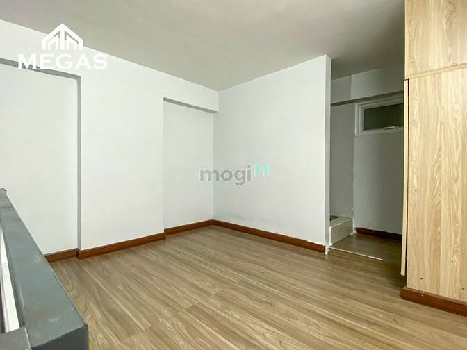 Hình ảnh Cho thuê phòng trọ cao cấp có gác ngay Tân Thuận Tây giá chỉ 4tr7