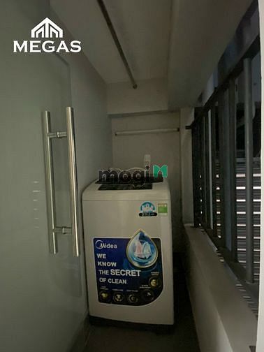 Hình ảnh Cho thuê phòng trọ cao cấp có gác ngay Tân Thuận Tây giá chỉ 4tr7