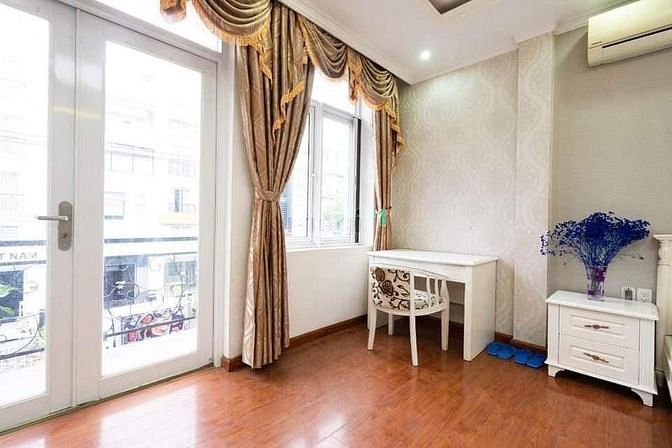 Hình ảnh Mb6623 nạp rút nhanh chóng BANCON 40m2 Phú Mỹ Hưng - Cresent Mall Quận 7